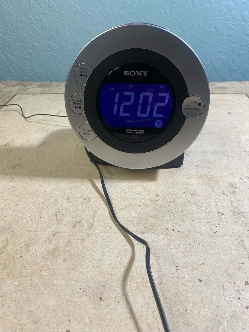 Sony Dream Machine ICF-CD3iP CD Clock Radio with iPod/iPhone Dock